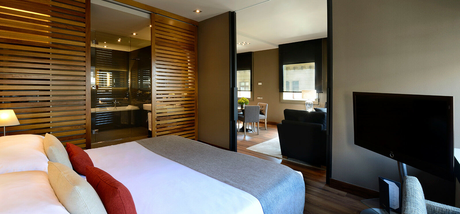 Hotel Central เกิตทิงเงน ภายนอก รูปภาพ